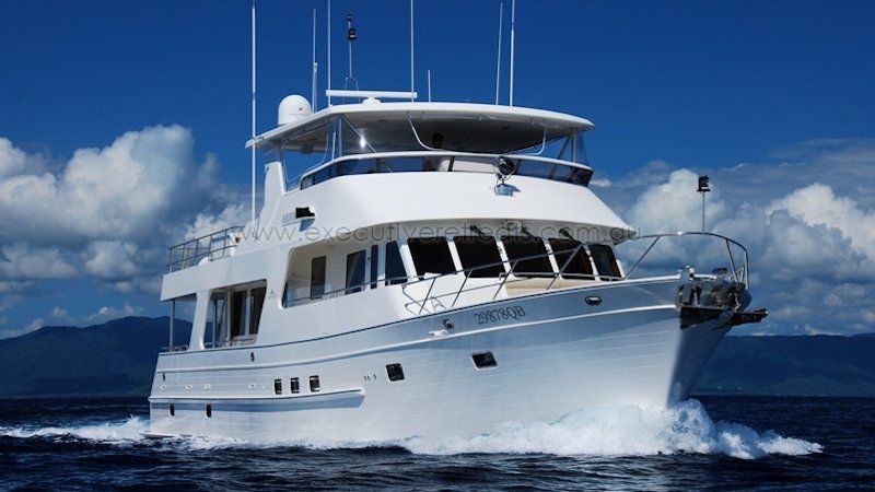 70 ft motor yacht